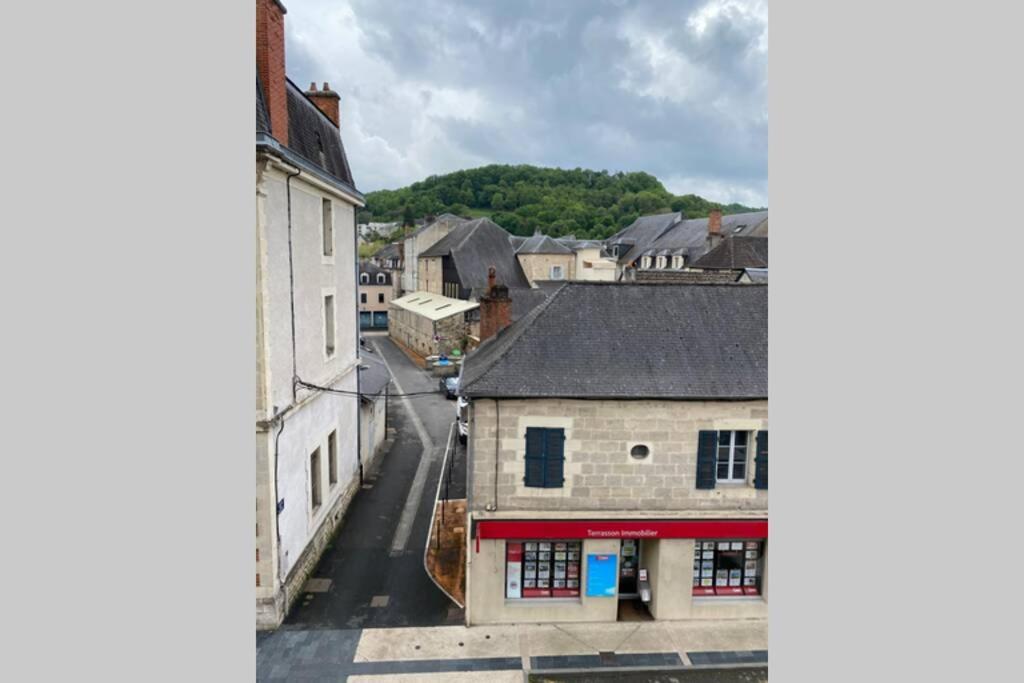 Magnifique Appartement Climatise - Classe 4 Etoiles Terrasson-Lavilledieu Exterior photo